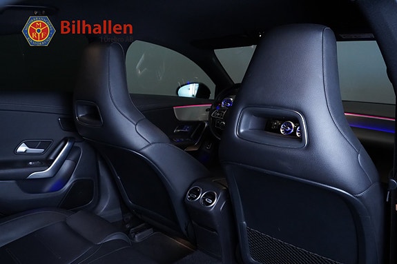 Mercedes-Benz CLA200 16 of 19