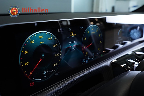 Mercedes-Benz CLA200 8 of 19