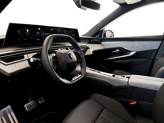 Peugeot 5008 4 of 5