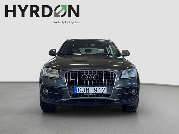 Audi Q5 2 of 5