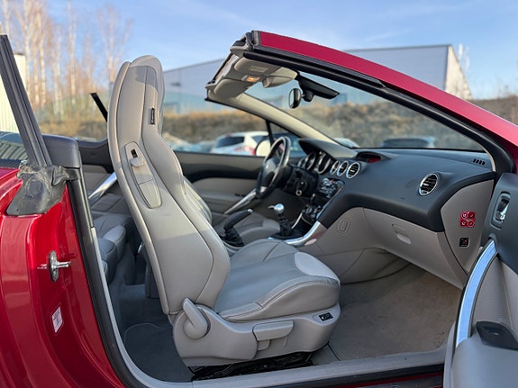 Peugeot 308 16 of 25