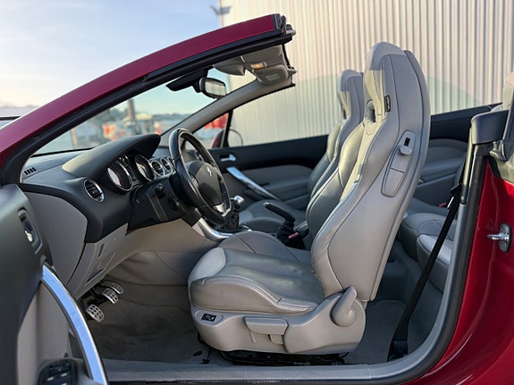 Peugeot 308 14 of 25