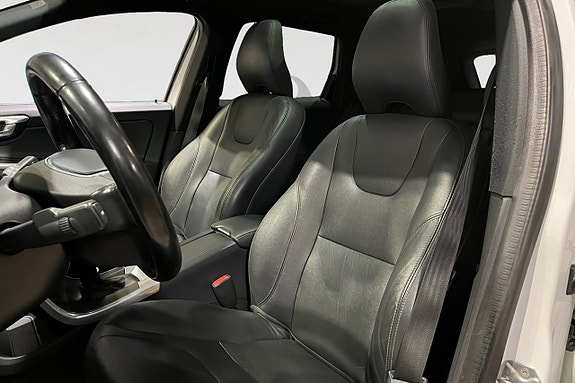Volvo XC60 3 of 20