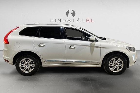 Volvo XC60 8 of 20