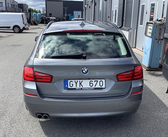 BMW 530d 6 of 19