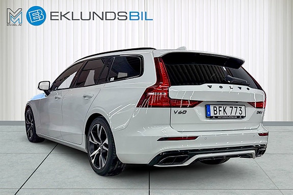 Volvo V60 4 of 5