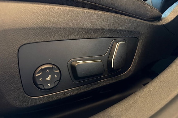 BMW i4 22 of 24