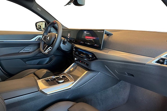 BMW i4 13 of 24
