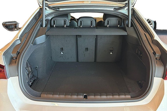 BMW i4 19 of 24