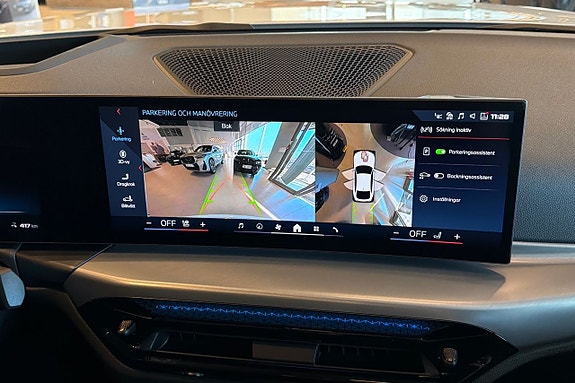 BMW i4 16 of 24