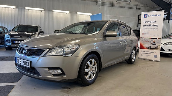 Kia Ceed 4 of 5