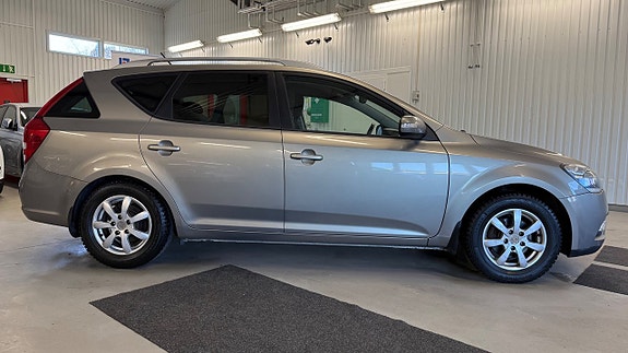 Kia Ceed 9 of 22