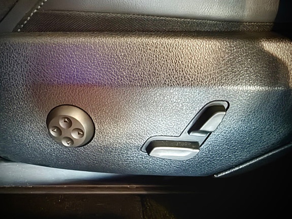 Mercedes-Benz GLC220 d 24 of 25