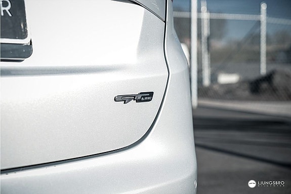 Kia Ceed 3 of 9