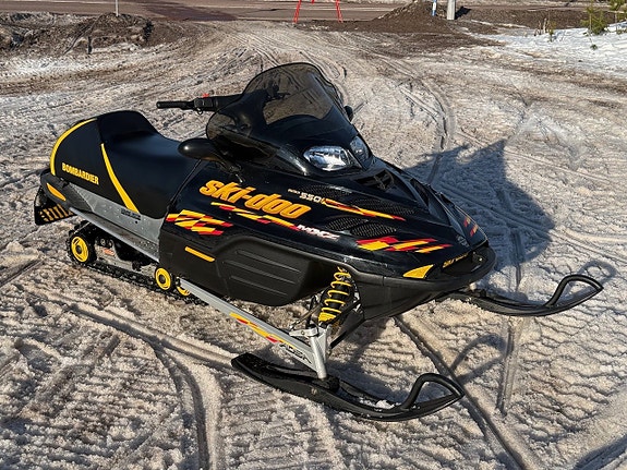 Ski-Doo MXZ 550