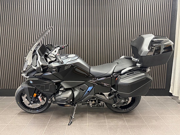 BMW R1300RT 4 of 5