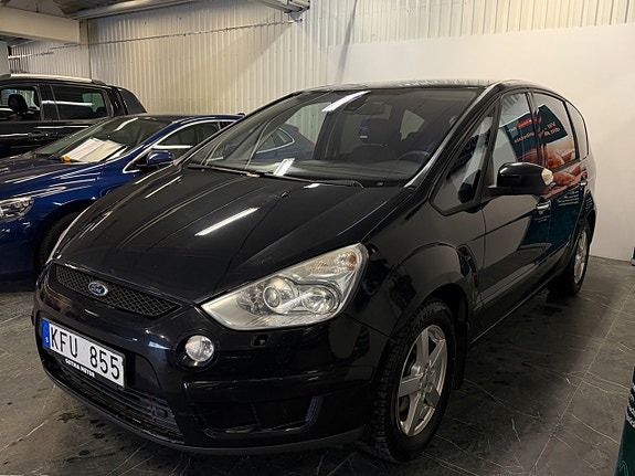 Ford S-MAX 3 of 5