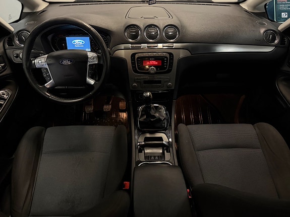 Ford S-MAX 16 of 25