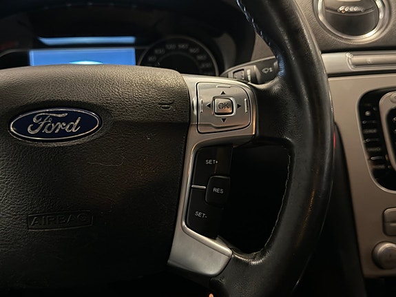 Ford S-MAX 22 of 25
