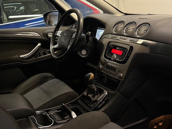 Ford S-MAX 20 of 25