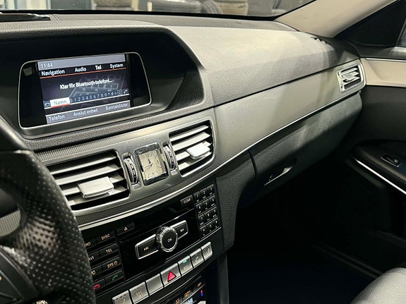 Mercedes-Benz E250 13 of 17