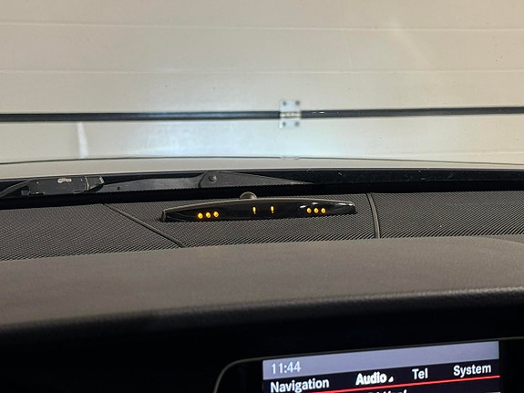 Mercedes-Benz E250 17 of 17