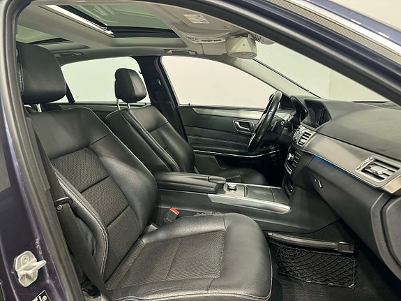 Mercedes-Benz E250 5 of 5