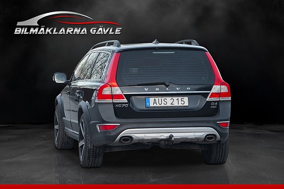 Volvo XC70 7 of 16