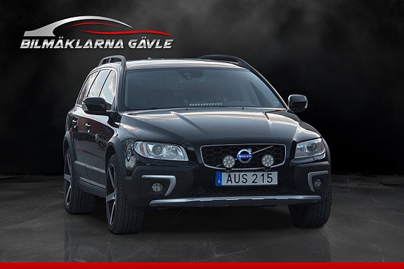 Volvo XC70 3 of 5