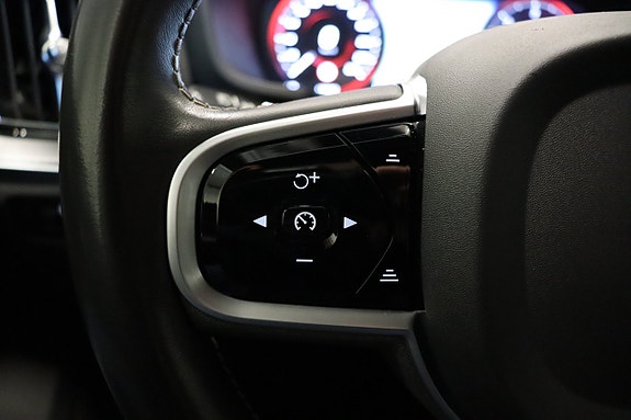 Volvo V60 17 of 25