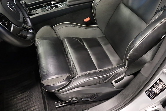 Volvo V60 8 of 25