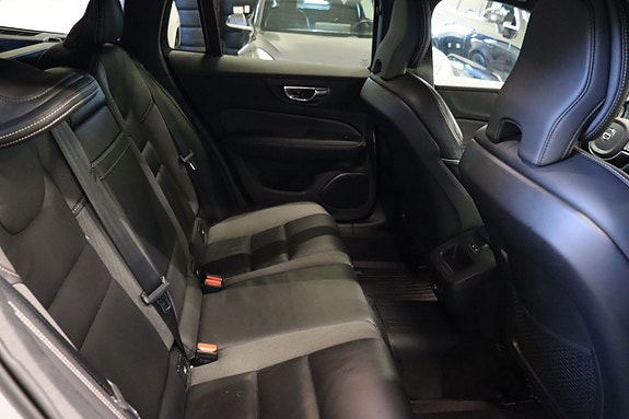 Volvo V60 12 of 25