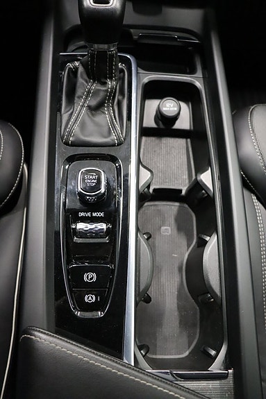 Volvo V60 16 of 25