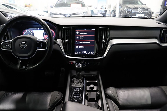 Volvo V60 15 of 25