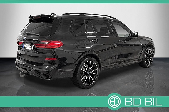 BMW X7 4 of 5