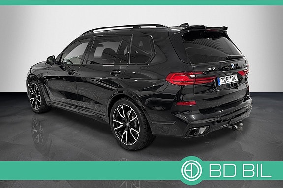 BMW X7 2 of 5