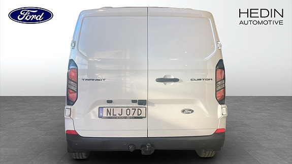 Ford Transit Custom 7 of 9