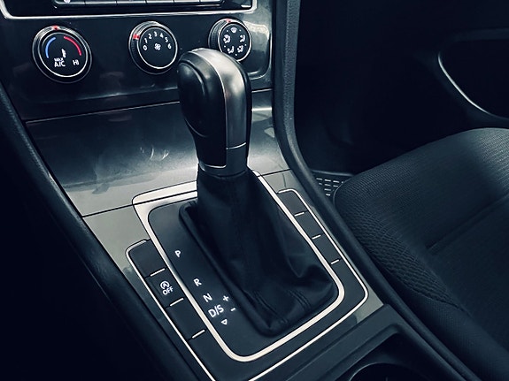 Volkswagen Golf I 15 of 27