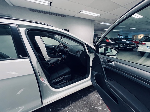 Volkswagen Golf I 8 of 27