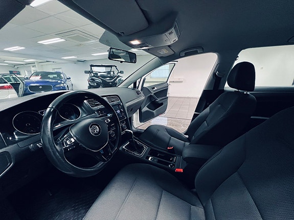 Volkswagen Golf I 11 of 27