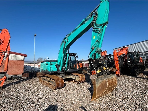 Kobelco SK210LC 4 of 9