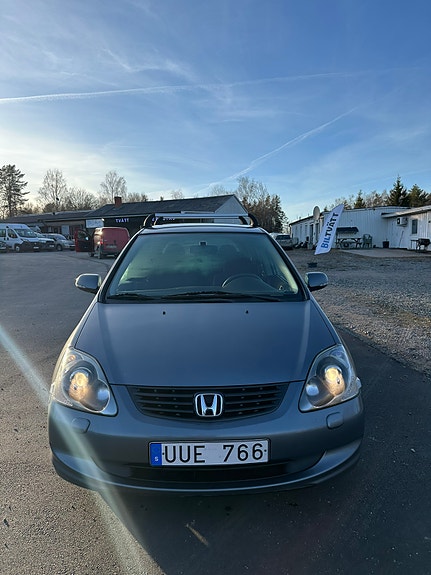 Honda Civic 2 of 5