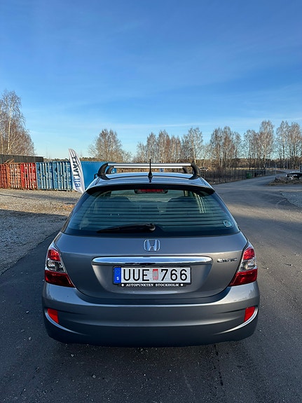 Honda Civic 3 of 5