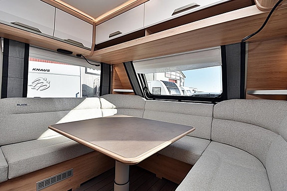 Knaus 580 UF Südwind Black Selection, Dubbelbädd 5 of 5