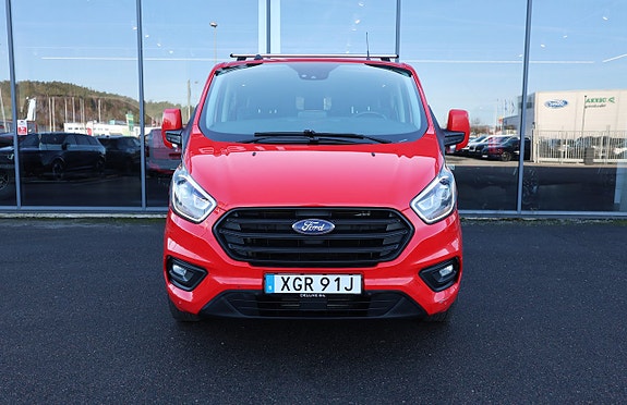 Ford Transit Custom 2 of 5
