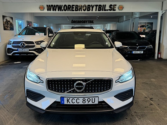 Volvo V60 Cross Country 29 of 29