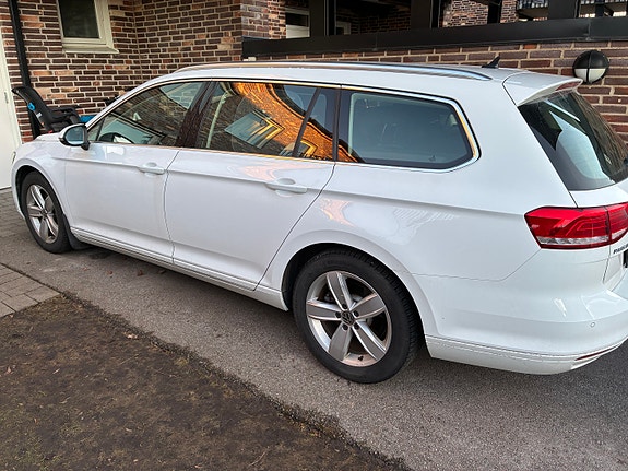 Volkswagen Passat 4 of 5