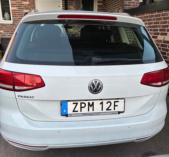 Volkswagen Passat 3 of 5