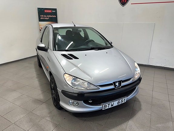Peugeot 206 9 of 17