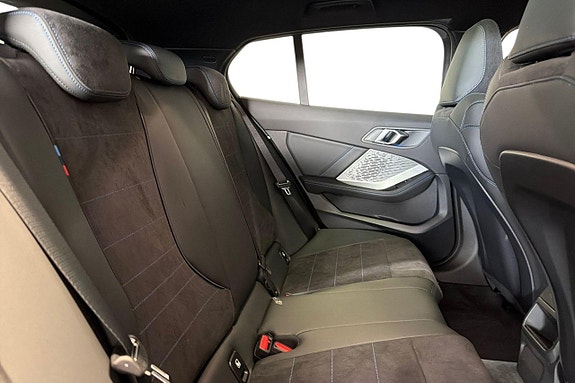 BMW 120 7 of 18
